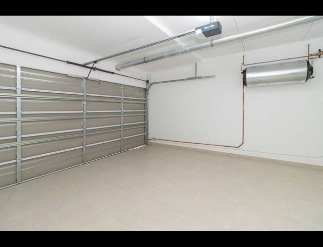 3 BEDROOM TOWNHOUSE TO LET IN SANDOWN